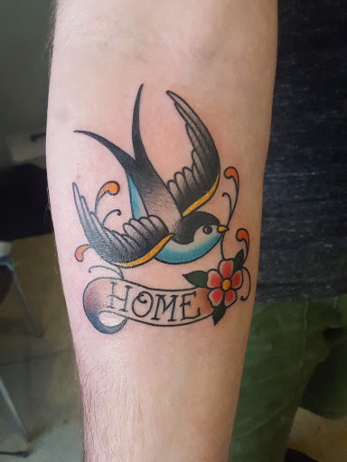 Tattoo Shop «Dreams Collide Tattoo», reviews and photos, 102 W King St, Lancaster, PA 17603, USA