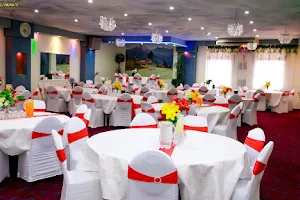 Everest Tandoori Function Centre image