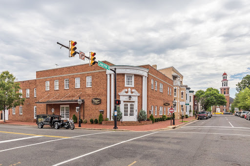 Funeral Home «Cunningham Turch Funeral Home», reviews and photos, 811 Cameron St, Alexandria, VA 22314, USA