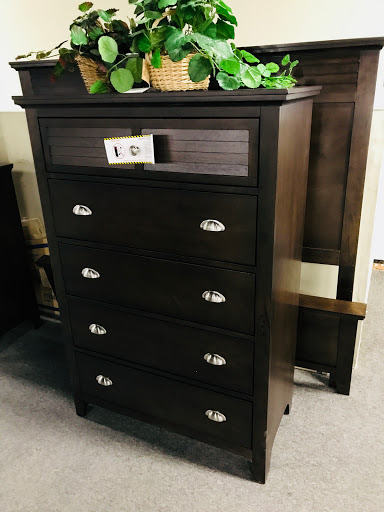 Furniture Store «Puritan Furniture», reviews and photos, 1061 New Britain Ave, West Hartford, CT 06110, USA