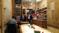 Atmosphère du Restaurant Le Pain Quotidien à Paris - n°7