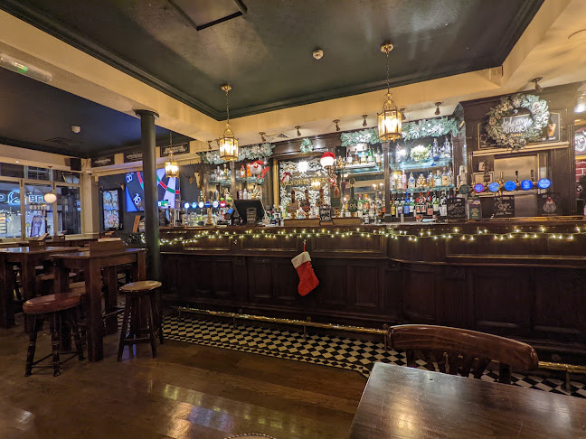 Earls Court Tavern - Pub