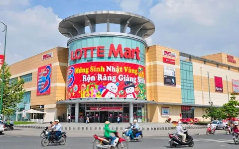 Lotte Mart Supermarket image