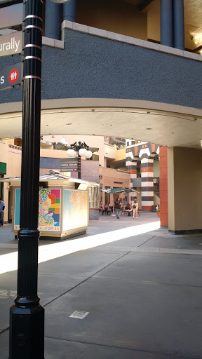 Shopping Mall «Westfield Horton Plaza», reviews and photos, 324 Horton Plaza, San Diego, CA 92101, USA