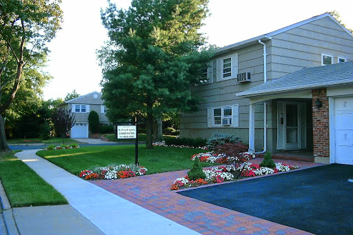 1 Dorothea St, Plainview, NY 11803, USA