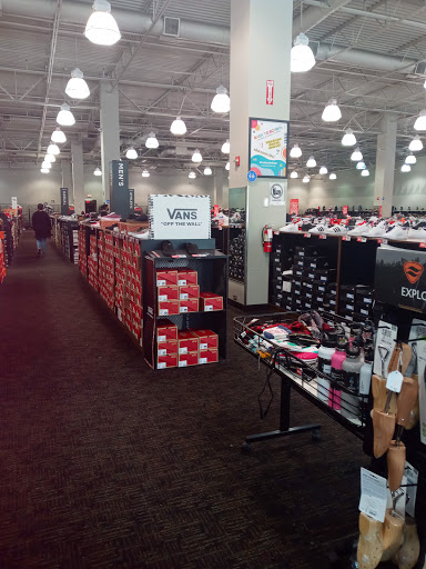 Shoe Store «Off Broadway Shoe Warehouse», reviews and photos, 21 Curtner Ave, San Jose, CA 95125, USA