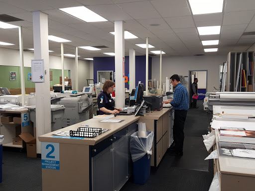 Print Shop «FedEx Office Print & Ship Center», reviews and photos, 232 S Stratford Rd, Winston-Salem, NC 27103, USA