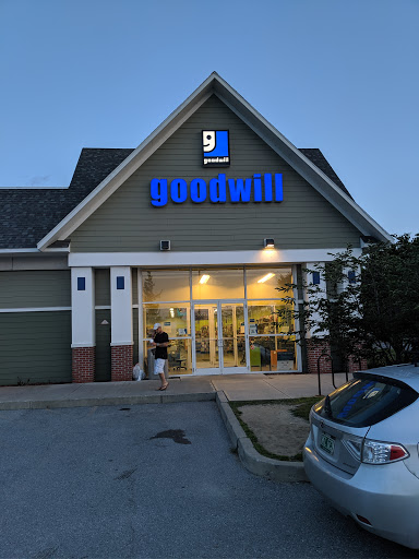 Thrift Store «Goodwill Store & Donation Center», reviews and photos