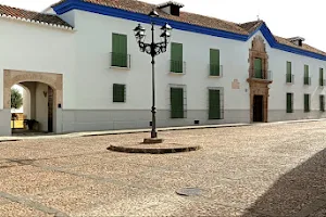 Palacio de los Marqueses de Torremejia image