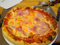 Pizza du Restaurant italien Pizzeria La Laurentaise à Saint-Laurent-sur-Sèvre - n°17