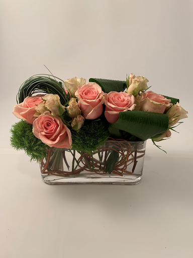 Florist «Blossoms», reviews and photos, 33866 Woodward Ave, Birmingham, MI 48009, USA