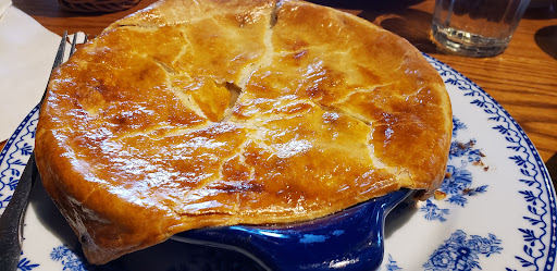 American Restaurant «Cracker Barrel Old Country Store», reviews and photos, 1162 Wayne Ave, Chambersburg, PA 17202, USA