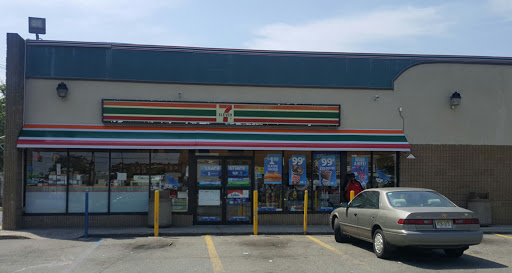 Convenience Store «7-Eleven», reviews and photos, 281 State St, Hackensack, NJ 07601, USA