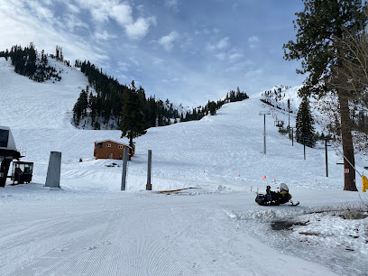 Palisades Tahoe Ski & Snowboard Rental