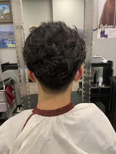 Beauty Salon «Cutz Hair Salon», reviews and photos, 2956 S Rochester Rd, Rochester Hills, MI 48307, USA