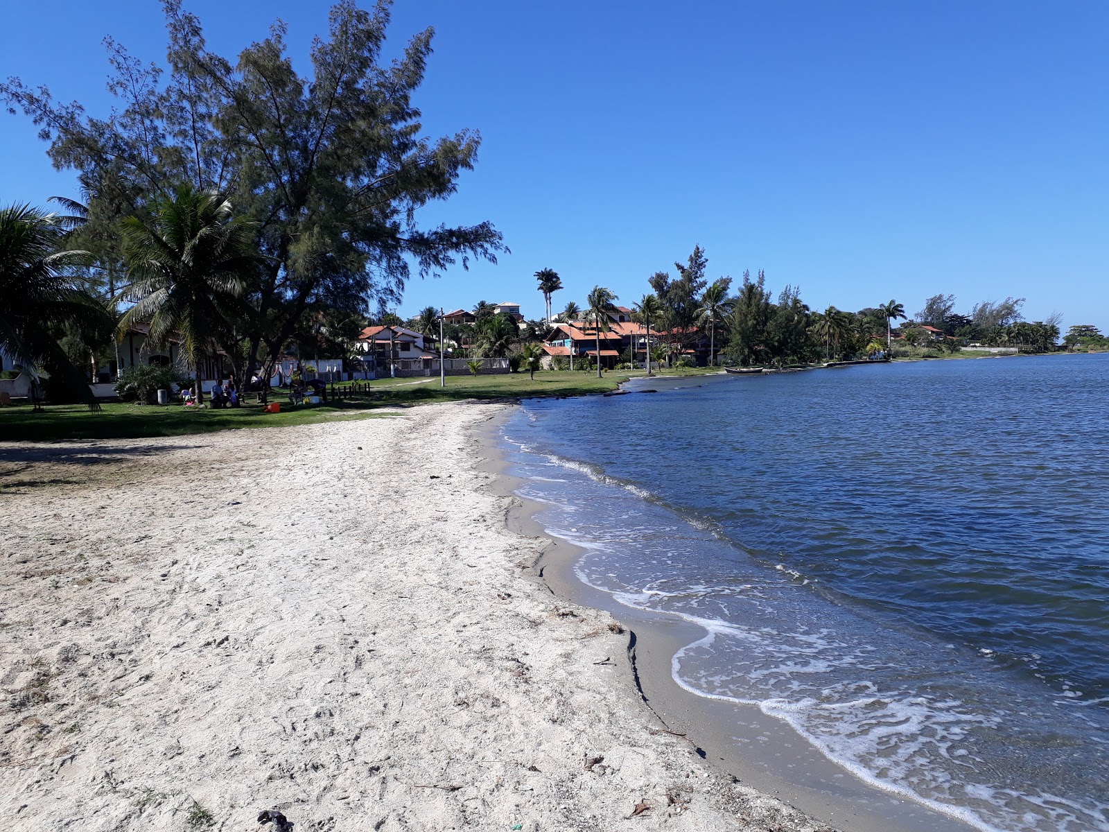 Φωτογραφία του Iguabinha Beach με επίπεδο καθαριότητας πολύ καθαρό