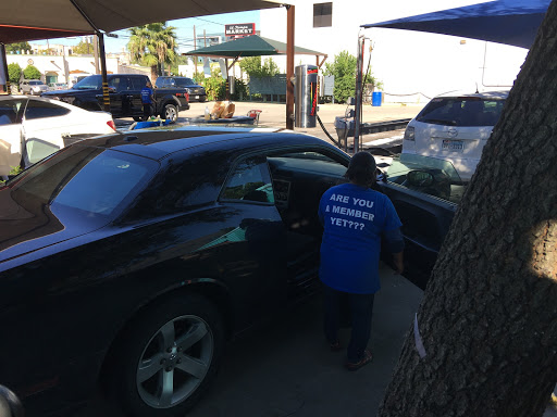 Car Wash «THE OASIS HAND CAR WASH & DETAIL CENTER», reviews and photos, 930 Malone St, Houston, TX 77007, USA