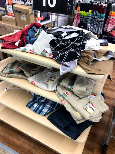 Department Store «Walmart Supercenter», reviews and photos, 5851 Mercury Dr, Dearborn, MI 48126, USA