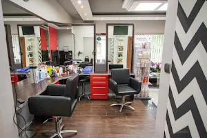 Barbers Salon image