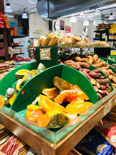 Supermarket «Premium Supermarket», reviews and photos, 16807 Hillside Avenue, Jamaica, NY 11432, USA