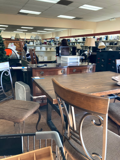 Thrift Store «Goodwill - Santa Monica», reviews and photos