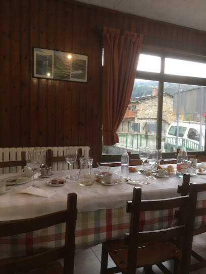 Restaurante El Cruce - CA-263, 6, 39685 Vega de Pas, Cantabria, Spain