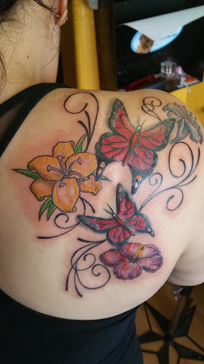 Tattoo Shop «Sol Ink», reviews and photos, 266 W Prosperity Ave, Tulare, CA 93274, USA