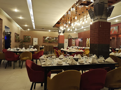 Sichuan Chinese Restaurant - 28 L College Rd, near Mini Market, Block L Gulberg 2, Lahore, Punjab 54000, Pakistan