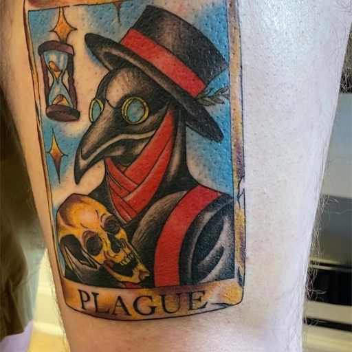 Explore spade tattoo ideas, creative tattoo ideas in Virginia Beach, available at Studio Evolve