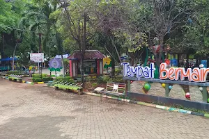 Taman Kota Tuban image