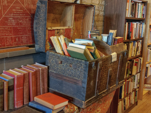 Book Store «Uncharted Books», reviews and photos, 2620 N Milwaukee Ave, Chicago, IL 60647, USA