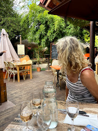 Atmosphère du Restaurant français Restaurant Le Chelsea à Vallon-Pont-d'Arc - n°7