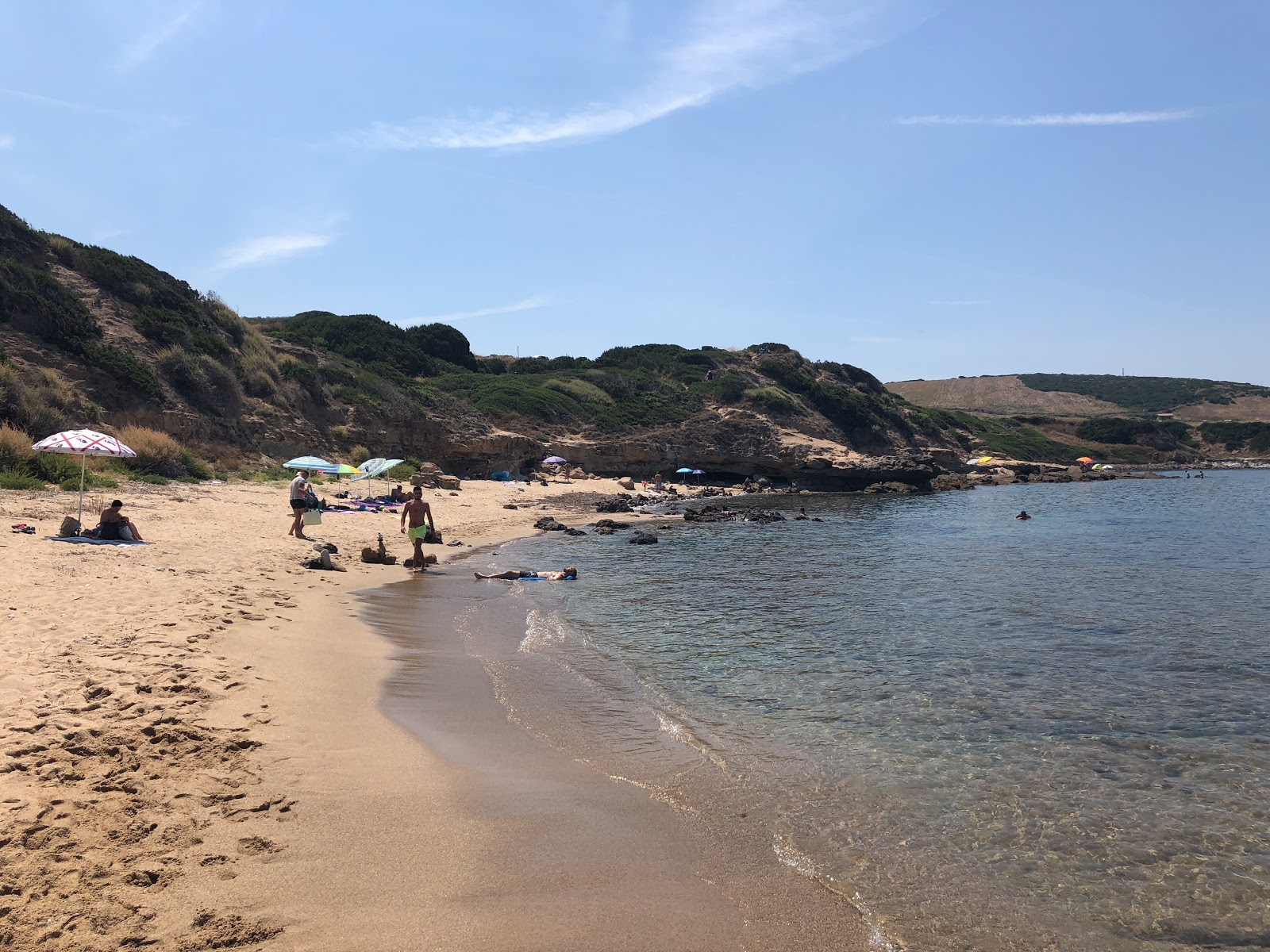 Foto van Spiaggia di Punta Perruledda Nord gelegen in een natuurlijk gebied