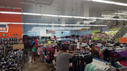 Discount Store «Fallas Paredes Discount Stores», reviews and photos, 4774 Whittier Blvd, Los Angeles, CA 90022, USA