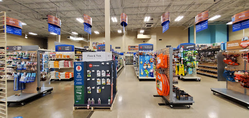 Pet Supply Store «PetSmart», reviews and photos, 17585 Southcenter Pkwy, Tukwila, WA 98188, USA