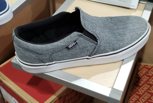 Shoe Store «DSW Designer Shoe Warehouse», reviews and photos, 2803 S Market St, Gilbert, AZ 85295, USA