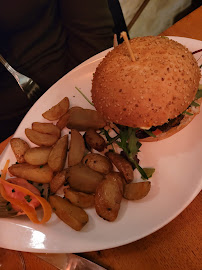 Hamburger du Restaurant végétarien Le Grenier de Notre Dame à Paris - n°15