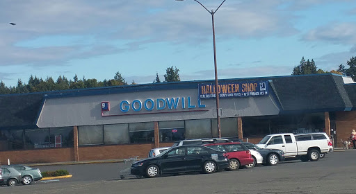 Port Angeles Goodwill, 603 S Lincoln St, Port Angeles, WA 98362, Thrift Store