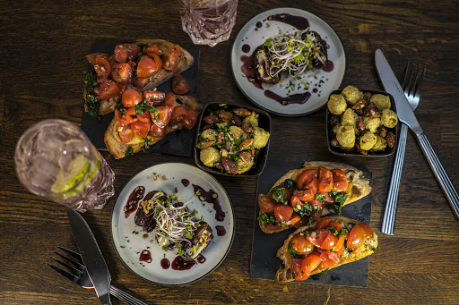 Spisestedet FEED in København V, Frederiksberg