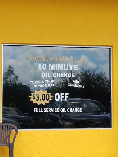 Oil Change Service «Roadrunner Oil & Lube Center», reviews and photos, 38031 North Ave, Zephyrhills, FL 33542, USA