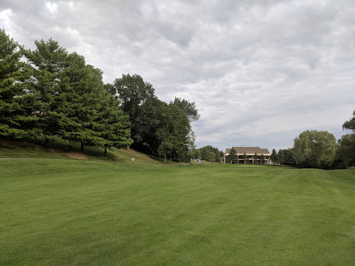 Golf Course «Copper Creek Golf Course», reviews and photos, 27925 Golf Pointe Blvd, Farmington Hills, MI 48331, USA