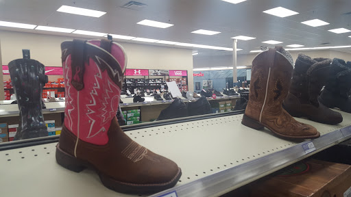 Shopping Mall «Faribo West Mall», reviews and photos, 200 Western Ave NW, Faribault, MN 55021, USA