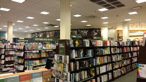 Book Store «Barnes & Noble Booksellers Palm Desert», reviews and photos, 72840 Highway 111 # 425, Palm Desert, CA 92260, USA