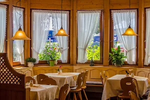 Restaurant Hüttenklause image