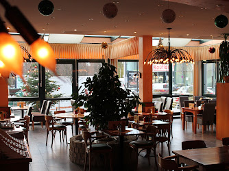 Villa Café & Restaurant