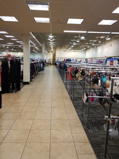 Clothing Store «Burlington Coat Factory», reviews and photos, 22331 Eureka Rd, Taylor, MI 48180, USA