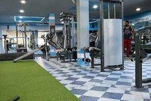 Smash Hiit fitness studio (Unisex) image