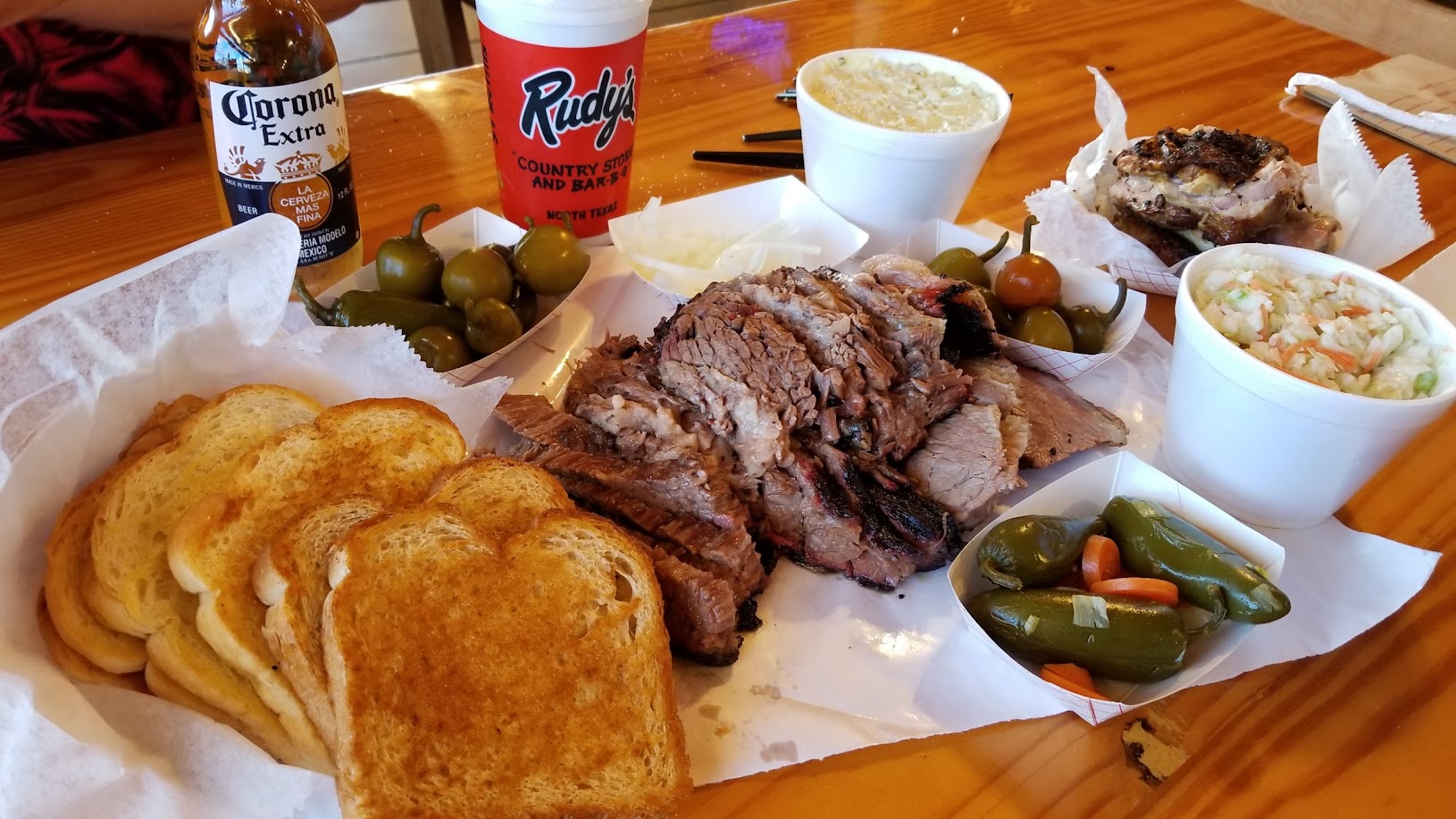 Rudy's 'Country Store' and Bar-B-Q