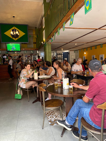 Brasileirinho Bar - Restaurante - Largo da Ordem - - R. Mateus Leme, 67 - São Francisco, Curitiba - PR, 80510-190, Brazil