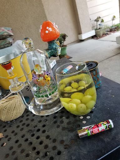 Tobacco Shop «420 Smoke Shop», reviews and photos, 428 E Santa Clara St, San Jose, CA 95112, USA